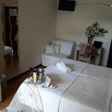Maxim Hotel *